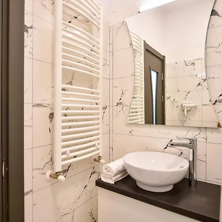 Гостевой дом Alutus Boutique 4*