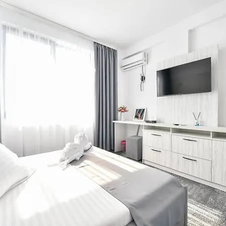 Alutus Boutique Πανσιόν