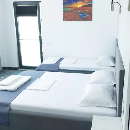 Πανσιόν Alutus Boutique *